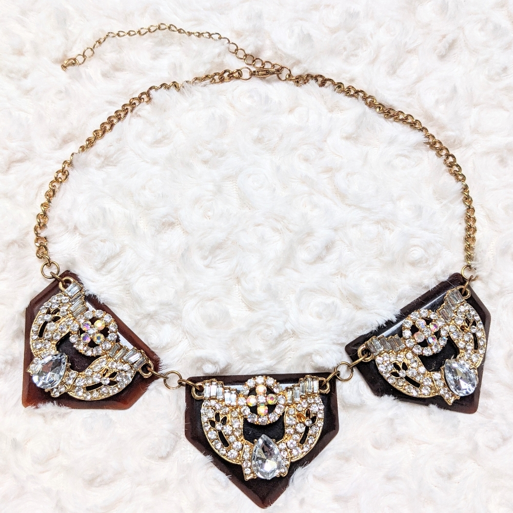 jewelmint sparkly jewel necklace